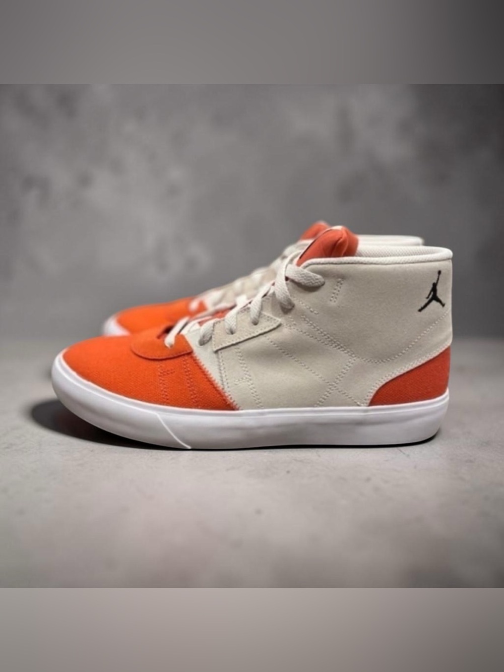 Jordan Series Mid sz 11.5